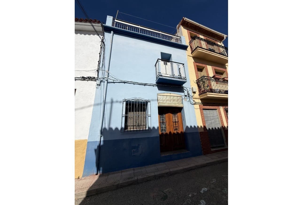 4 bedroom Townhouse for sale in Vall de Laguart - € 130,000 (Ref: 10163440)