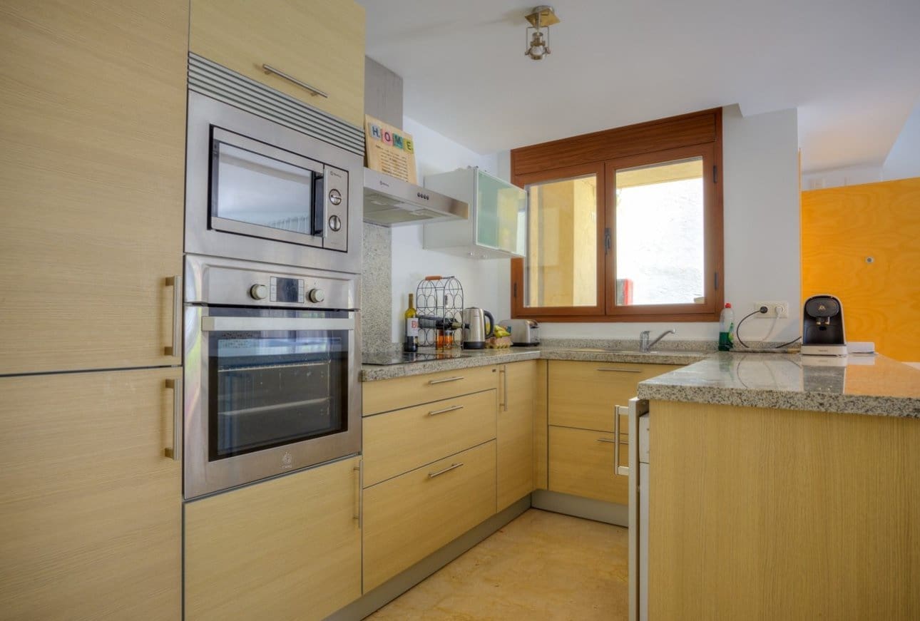 2 soverom Leilighet til salgs i Montemar med svømmebasseng garasje - € 330 000 (Ref: 10167166)