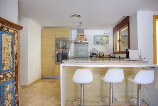 2 soverom Leilighet til salgs i Montemar, Benissa med svømmebasseng garasje - € 330 000 (Ref: 10167166)