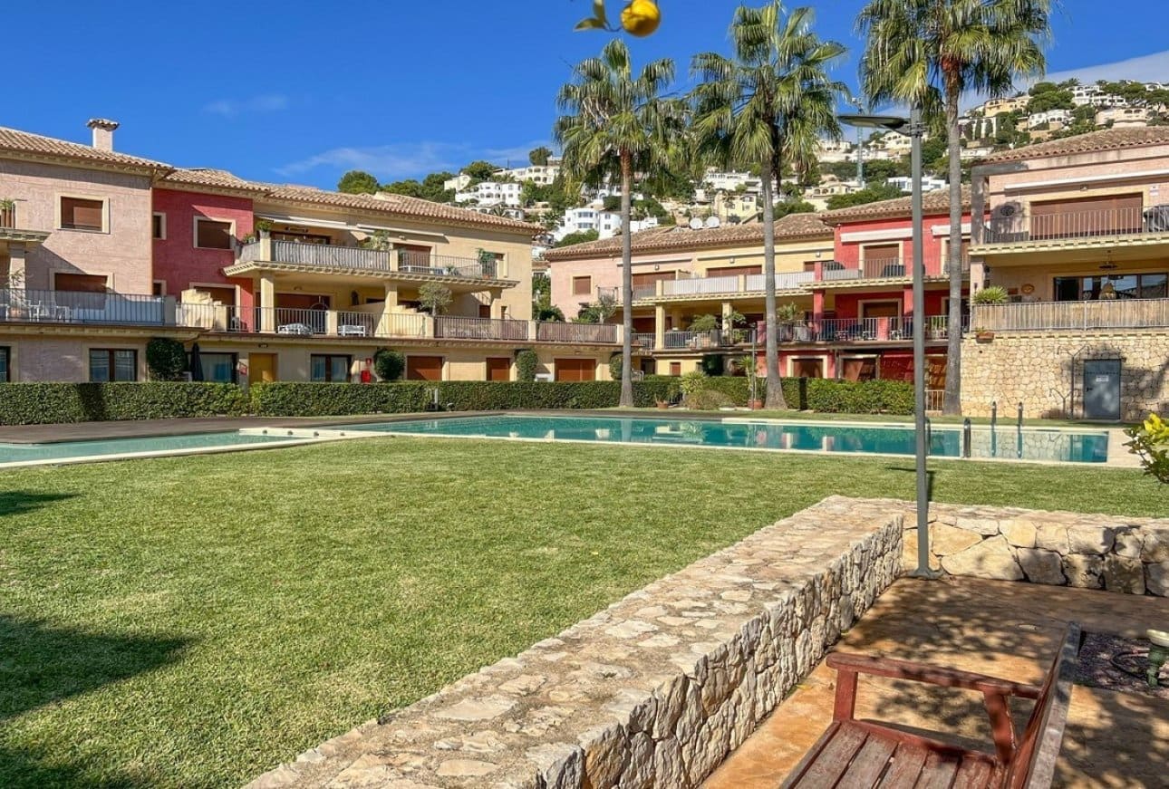 2 soverom Leilighet til salgs i Montemar med svømmebasseng garasje - € 330 000 (Ref: 10167166)