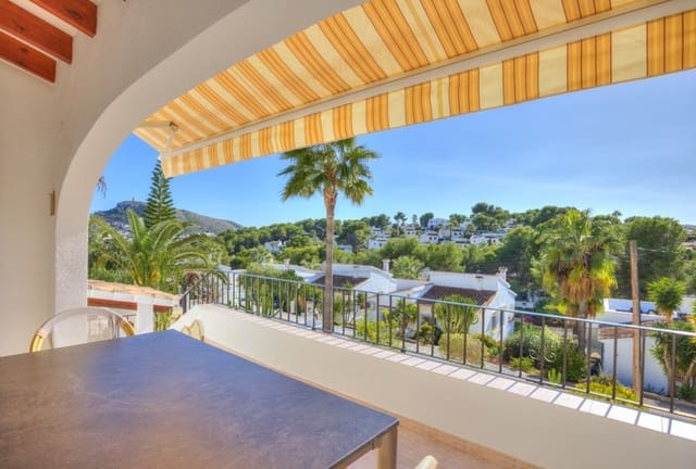 3 soveværelse Villa til salg i Moraira, Teulada-Moraira med swimmingpool - € 525.000 (Ref: 10172413)