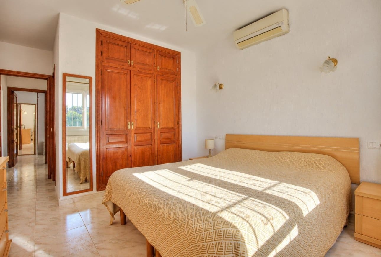 3 soverom Villa til salgs i Moraira med svømmebasseng - € 525 000 (Ref: 10172413)