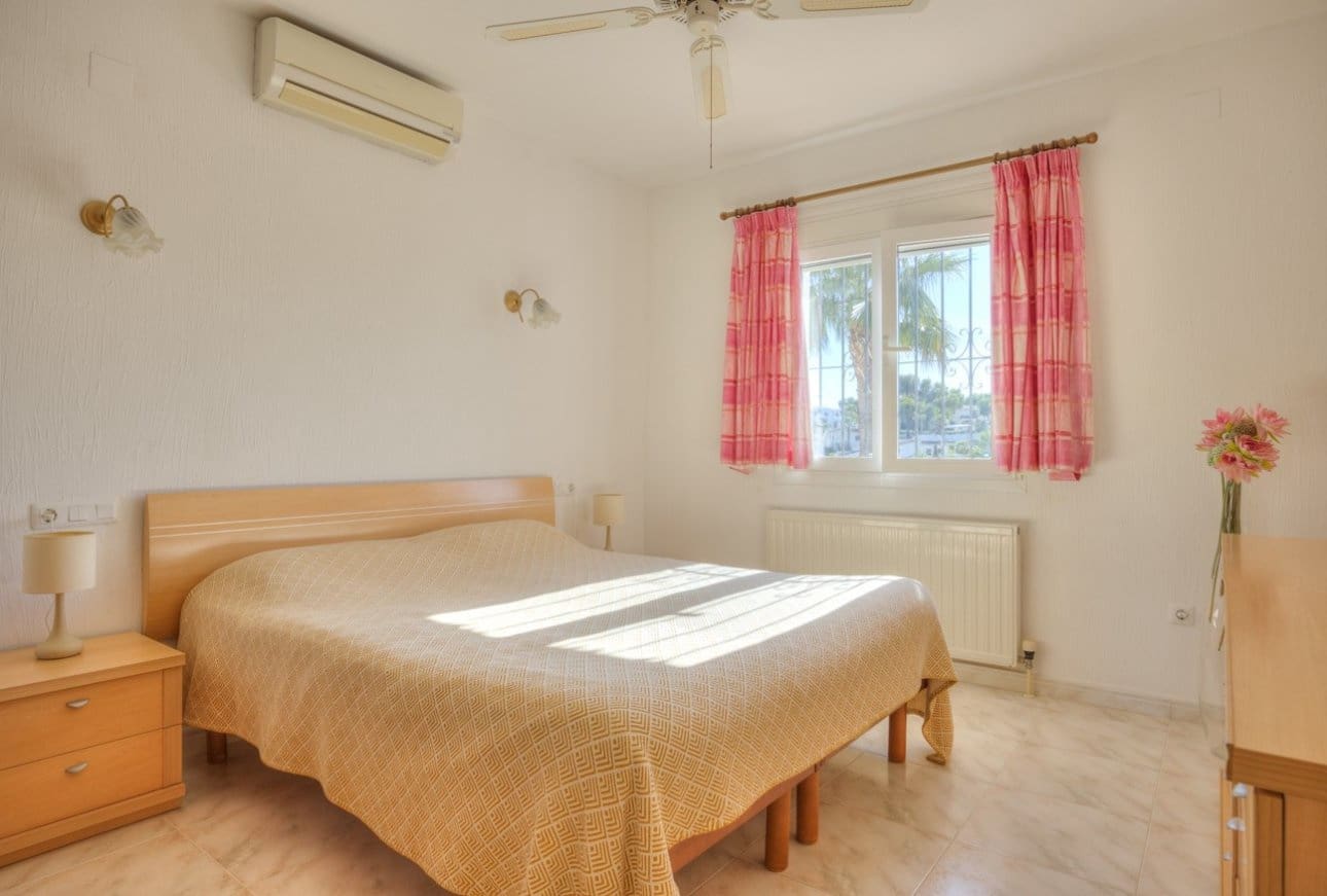 3 soverom Villa til salgs i Moraira med svømmebasseng - € 525 000 (Ref: 10172413)