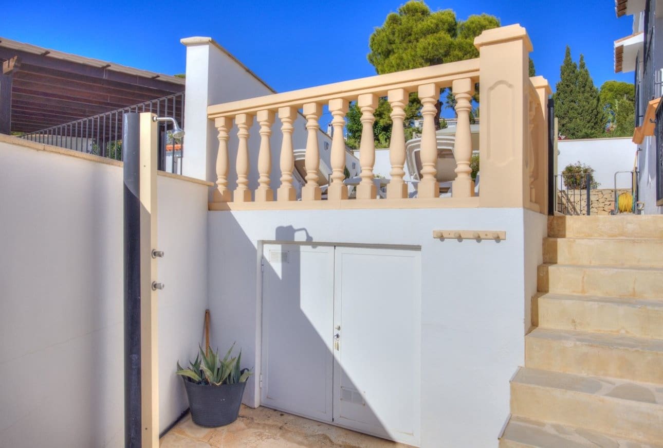 3 soverom Villa til salgs i Moraira med svømmebasseng - € 525 000 (Ref: 10172413)
