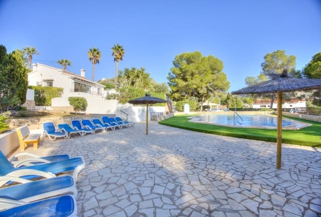 3 soveværelse Villa til salg i Moraira, Teulada-Moraira med swimmingpool - € 525.000 (Ref: 10172413)
