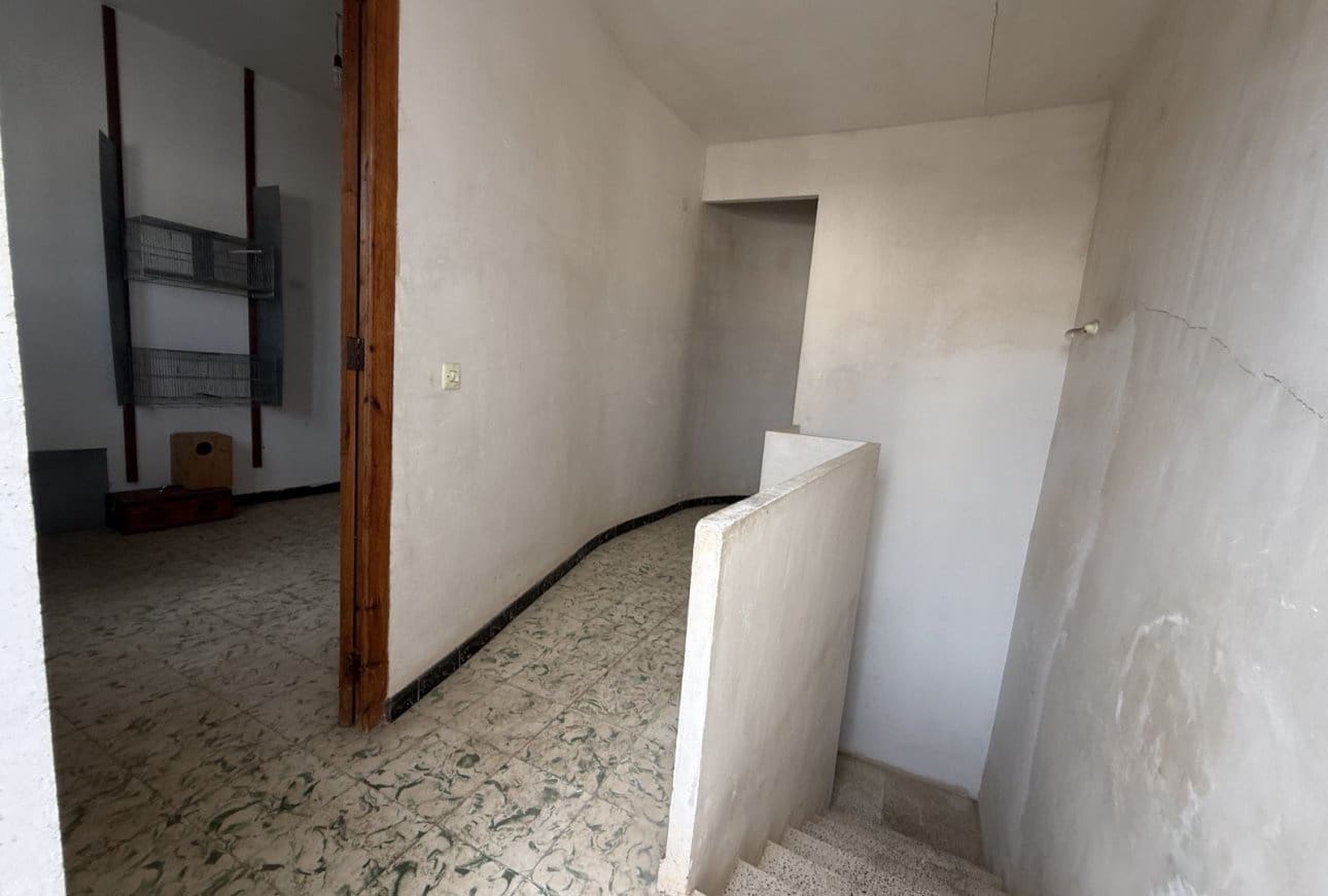 4 slaapkamer Huis te koop in Benissa - € 145.000 (Ref: 10175519)