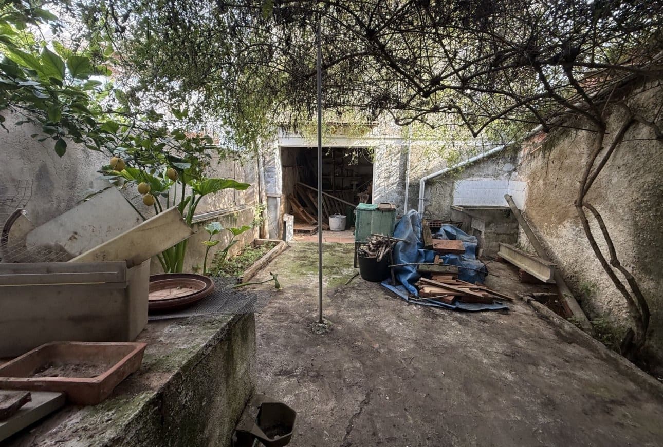 4 slaapkamer Huis te koop in Benissa - € 145.000 (Ref: 10175519)