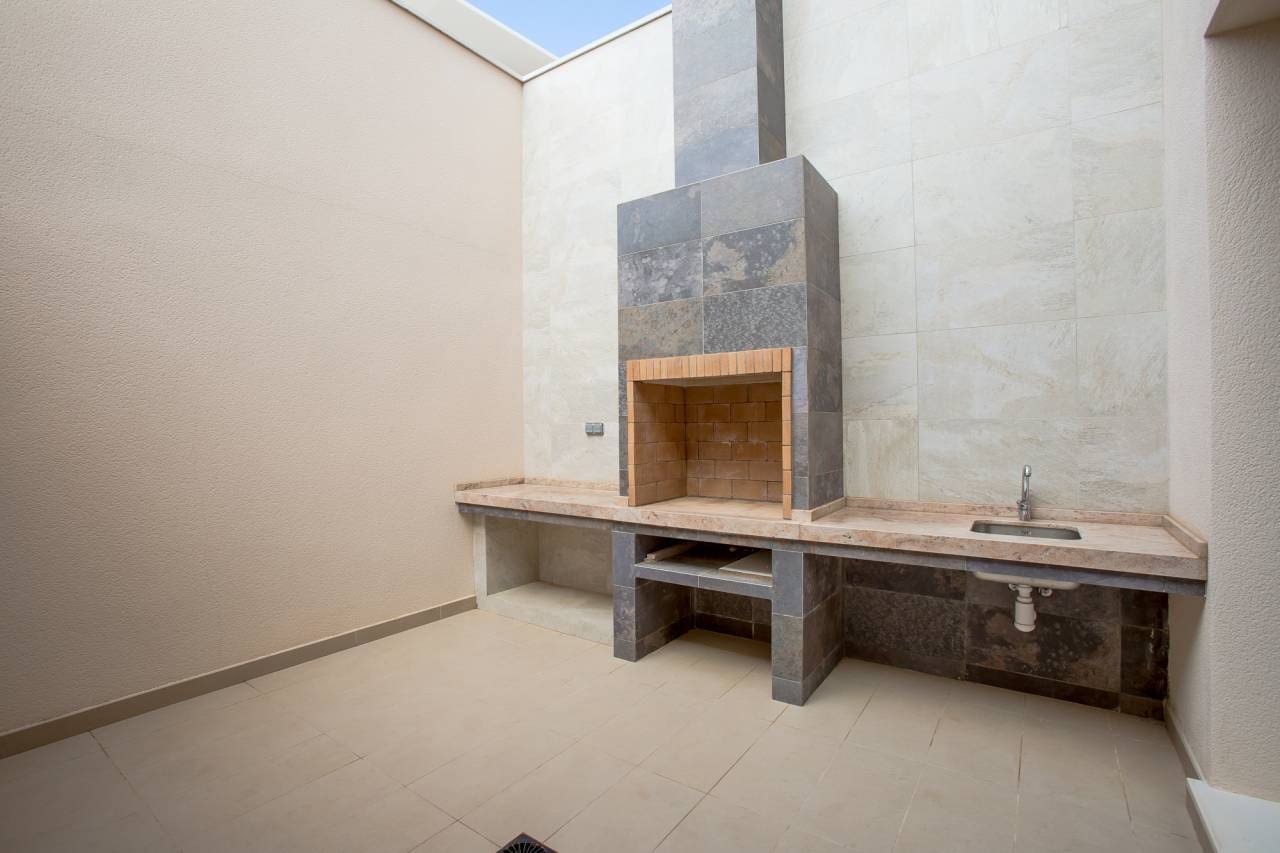 4 bedroom Villa for sale in Moraira with pool garage - € 2,190,000 (Ref: 1835721)