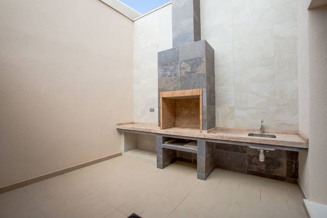 4 bedroom Villa for sale in Moraira, Teulada-Moraira with pool garage - € 2,190,000 (Ref: 1835721)