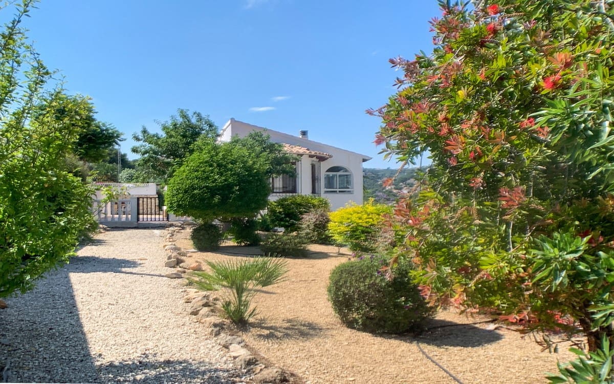 3 slaapkamer Villa te koop in Benissa met zwembad - € 495.000 (Ref: 4259028)