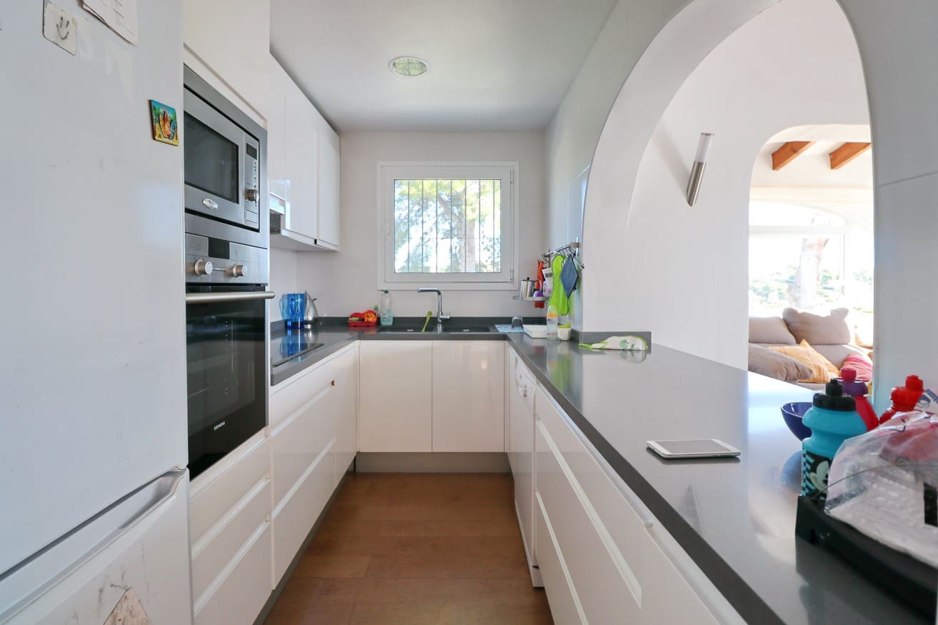 3 slaapkamer Villa te koop in Benissa met zwembad - € 495.000 (Ref: 4259028)