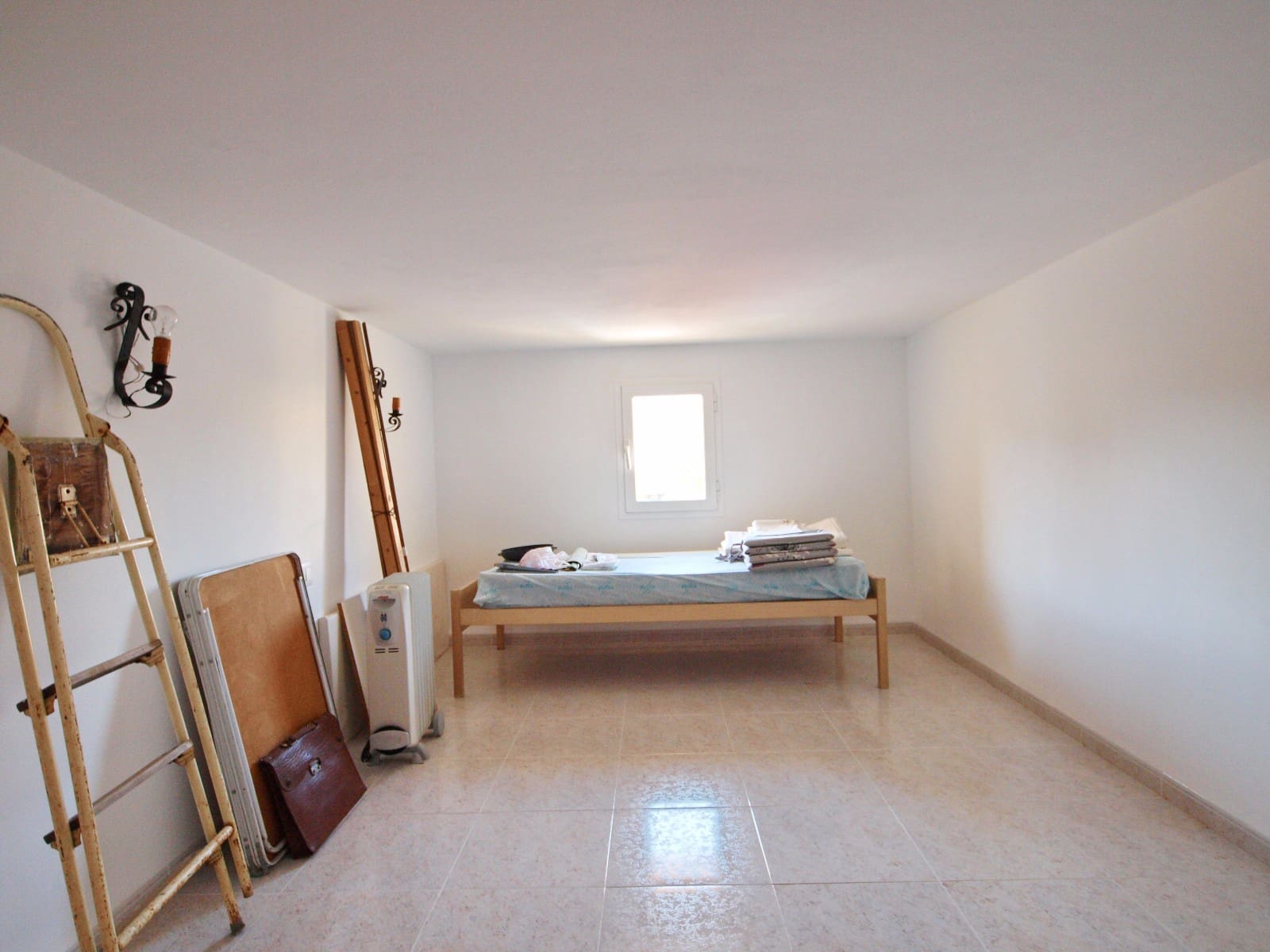 3 bedroom Bungalow for sale in Benissa with pool garage - € 350,000 (Ref: 4951725)
