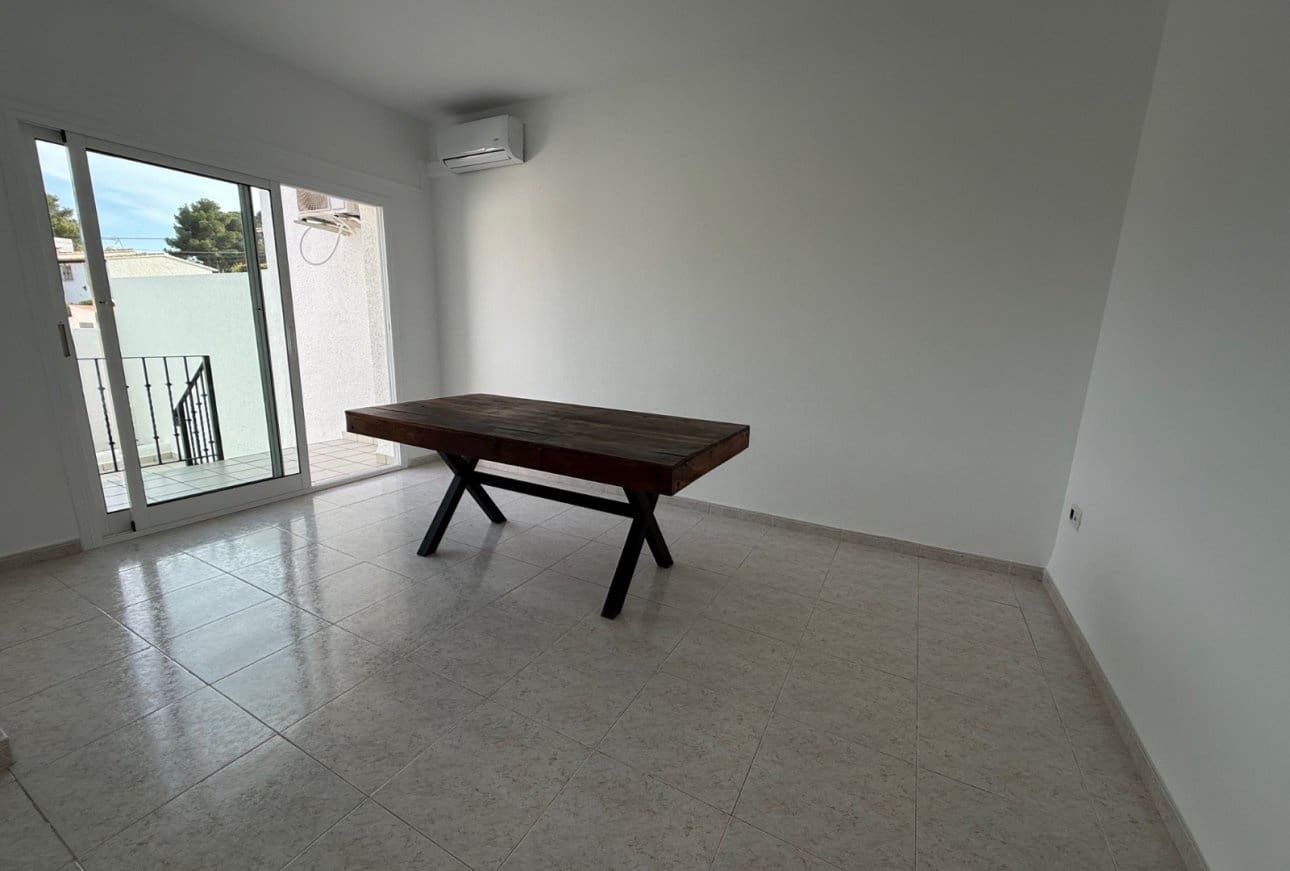 3 quarto Bungalow para venda em Benissa com piscina garagem - 350 000 € (Ref: 4951725)