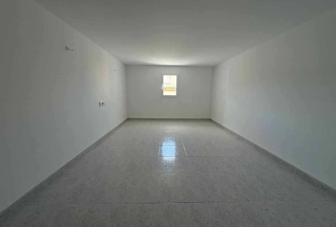 3 quarto Bungalow para venda em Benissa com piscina garagem - 350 000 € (Ref: 4951725)