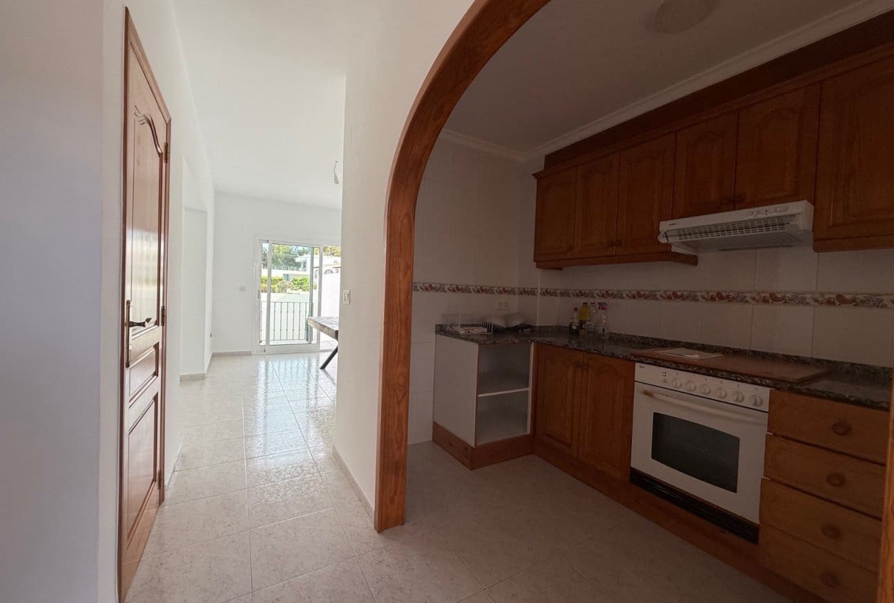 3 quarto Bungalow para venda em Benissa com piscina garagem - 350 000 € (Ref: 4951725)
