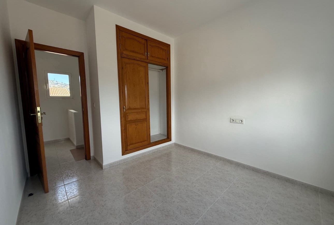 3 quarto Bungalow para venda em Benissa com piscina garagem - 350 000 € (Ref: 4951725)