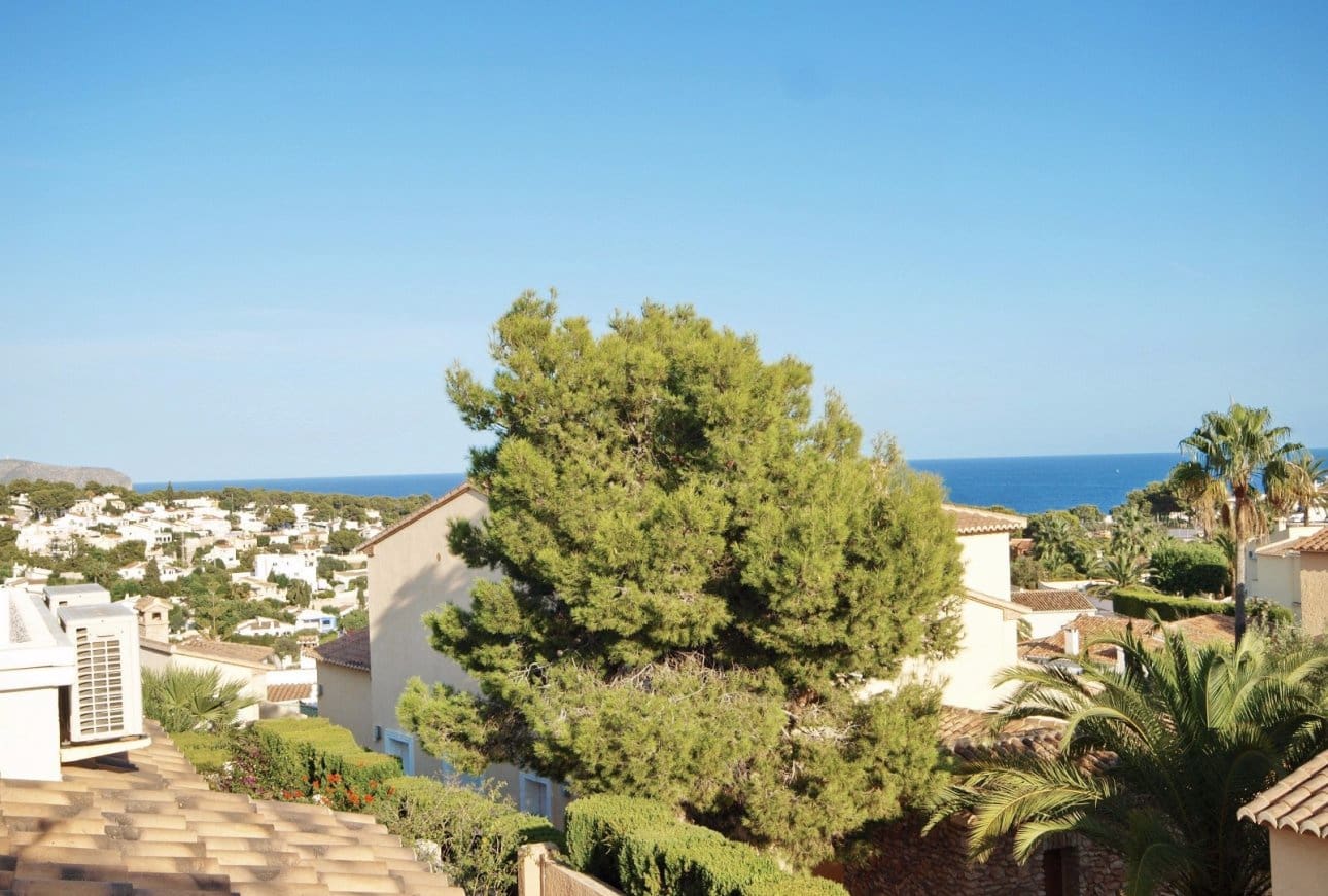 3 quarto Bungalow para venda em Benissa com piscina garagem - 350 000 € (Ref: 4951725)