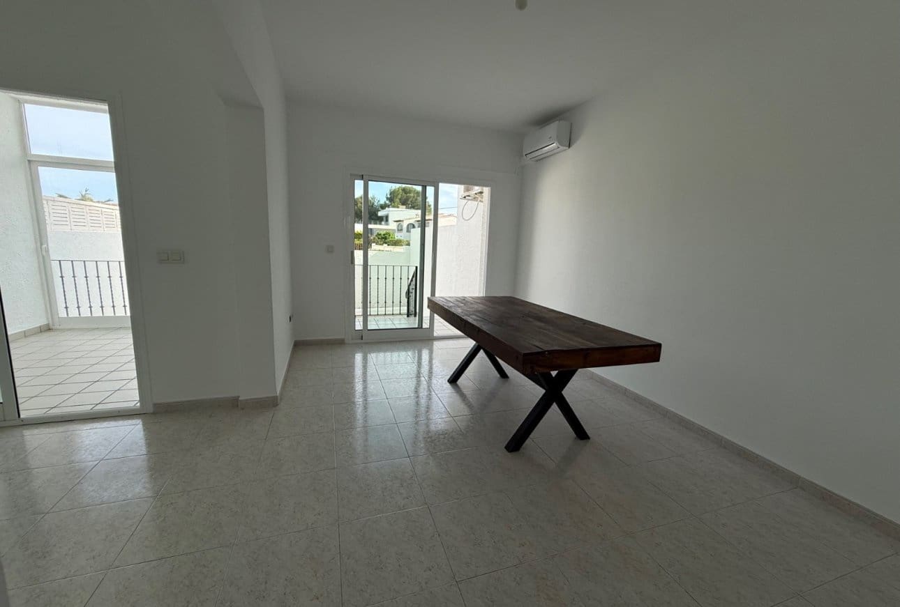 3 quarto Bungalow para venda em Benissa com piscina garagem - 350 000 € (Ref: 4951725)