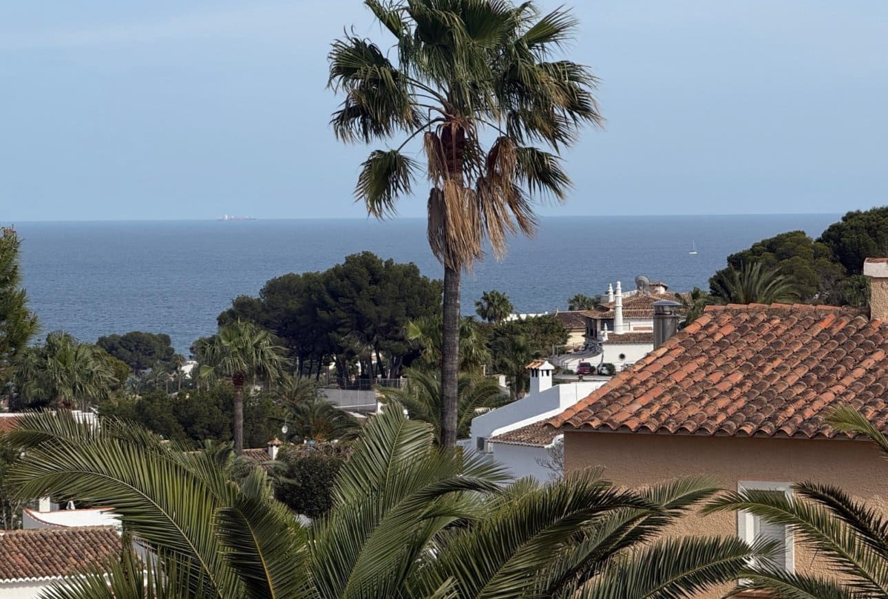 3 quarto Bungalow para venda em Benissa com piscina garagem - 350 000 € (Ref: 4951725)