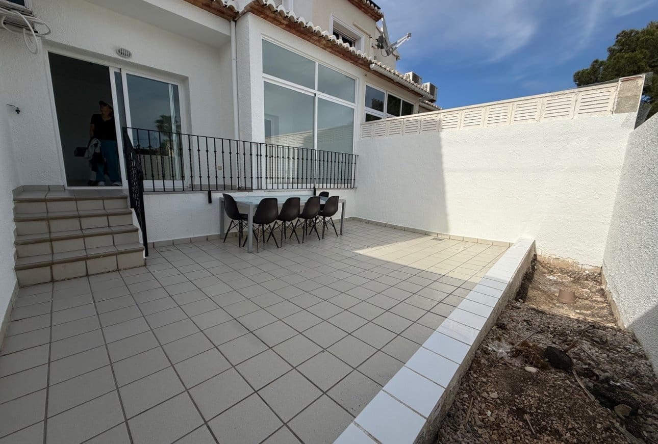 3 quarto Bungalow para venda em Benissa com piscina garagem - 350 000 € (Ref: 4951725)