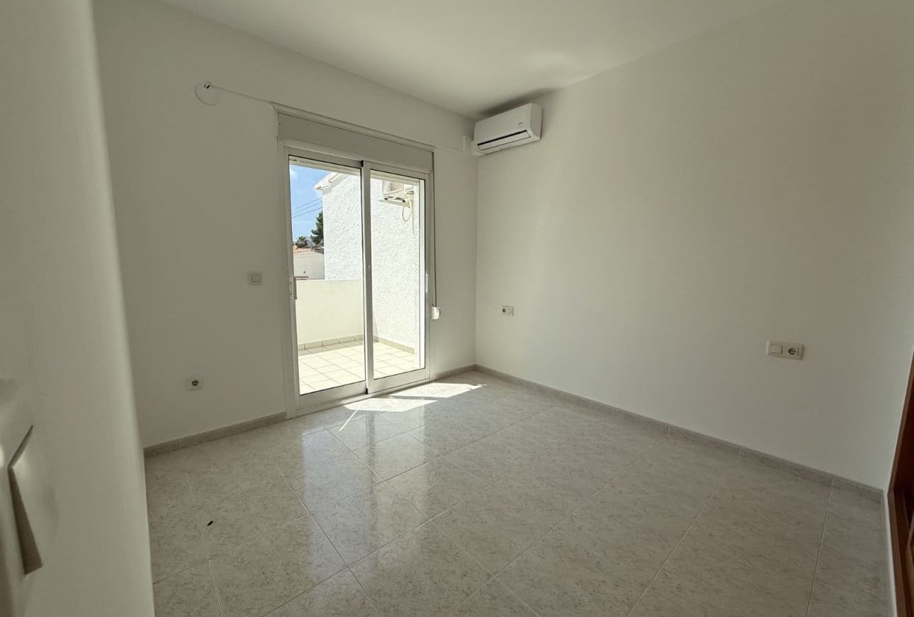 3 bedroom Bungalow for sale in Benissa with pool garage - € 350,000 (Ref: 4951725)