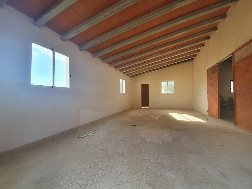 Villa for sale in Benissa - € 138,000 (Ref: 5103289)