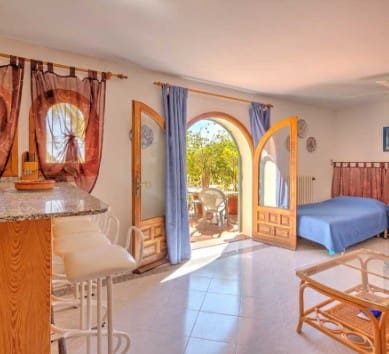 9 bedroom Villa for sale in Benissa with pool garage - € 850,000 (Ref: 6226753)