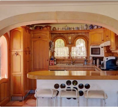 9 bedroom Villa for sale in Benissa with pool garage - € 850,000 (Ref: 6226753)