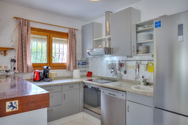 4 quarto Moradia para venda em Moraira, Teulada-Moraira com piscina - 550 000 € (Ref: 6435573)