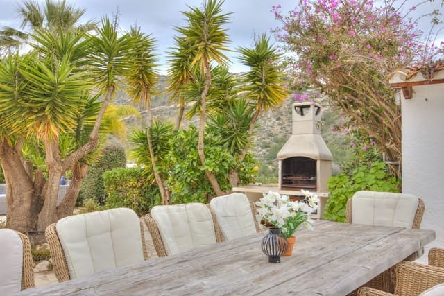 4 quarto Moradia para venda em Moraira, Teulada-Moraira com piscina - 550 000 € (Ref: 6435573)