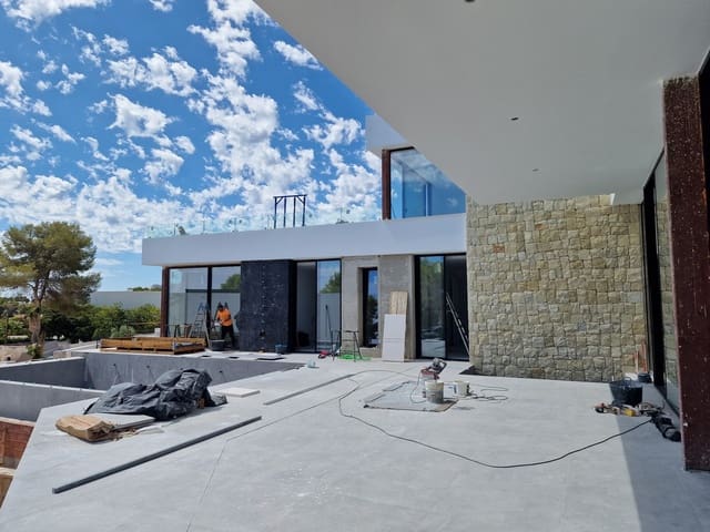 4 makuuhuone Huvila myytävänä paikassa Moraira, Teulada-Moraira mukana uima-altaan 
autotalli - 1 995 000 € (Ref: 6607855)