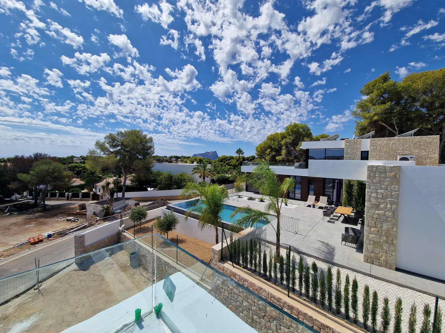 4 makuuhuone Huvila myytävänä paikassa Moraira mukana uima-altaan 
autotalli - 1 995 000 € (Ref: 6607855)