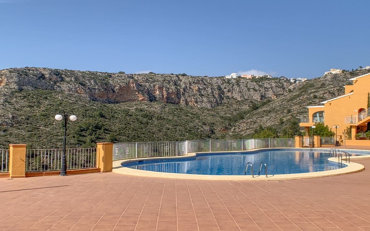 2 bedroom Apartment for sale in Cumbre del Sol with pool - € 190,000 (Ref: 6993967)