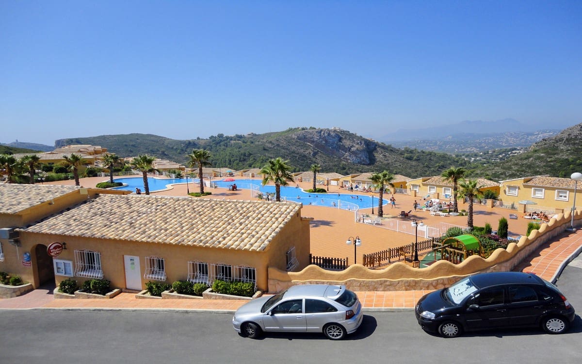 2 bedroom Apartment for sale in Cumbre del Sol with pool - € 190,000 (Ref: 6993967)