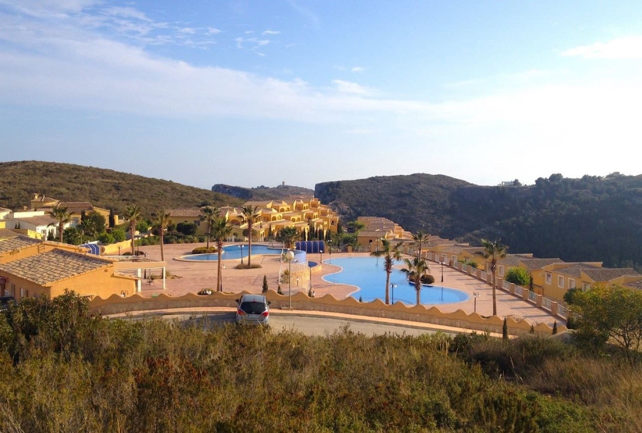 Apartamento de 2 habitaciones en Cumbre del Sol en venta con piscina - 190.000 € (Ref: 6993967)
