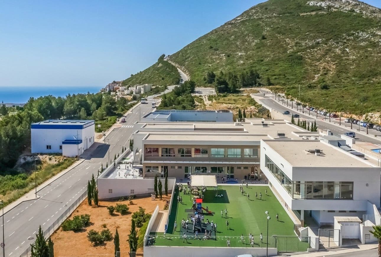 Apartamento de 2 habitaciones en Cumbre del Sol en venta con piscina - 190.000 € (Ref: 6993967)