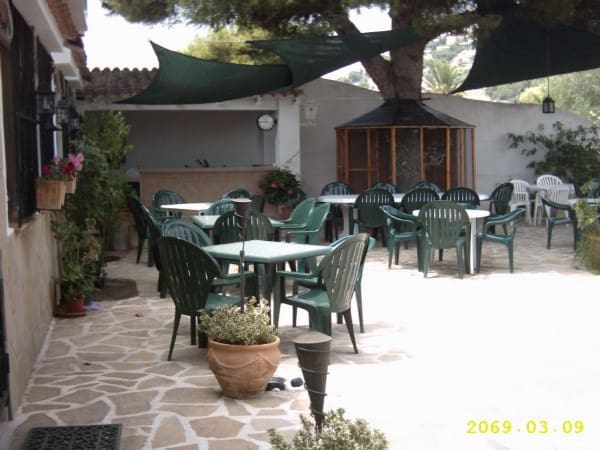 Commercial for sale in Moraira, Teulada-Moraira - € 625,000 (Ref: 7048896)