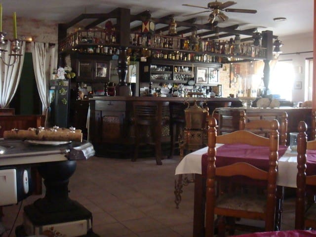 Commercieel te koop in Moraira - € 625.000 (Ref: 7048896)