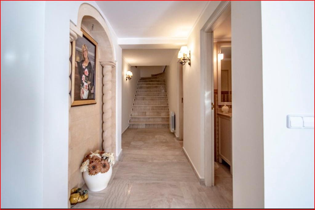 3 soveværelse Villa til salg i Moraira med swimmingpool - € 1.285.000 (Ref: 7811679)