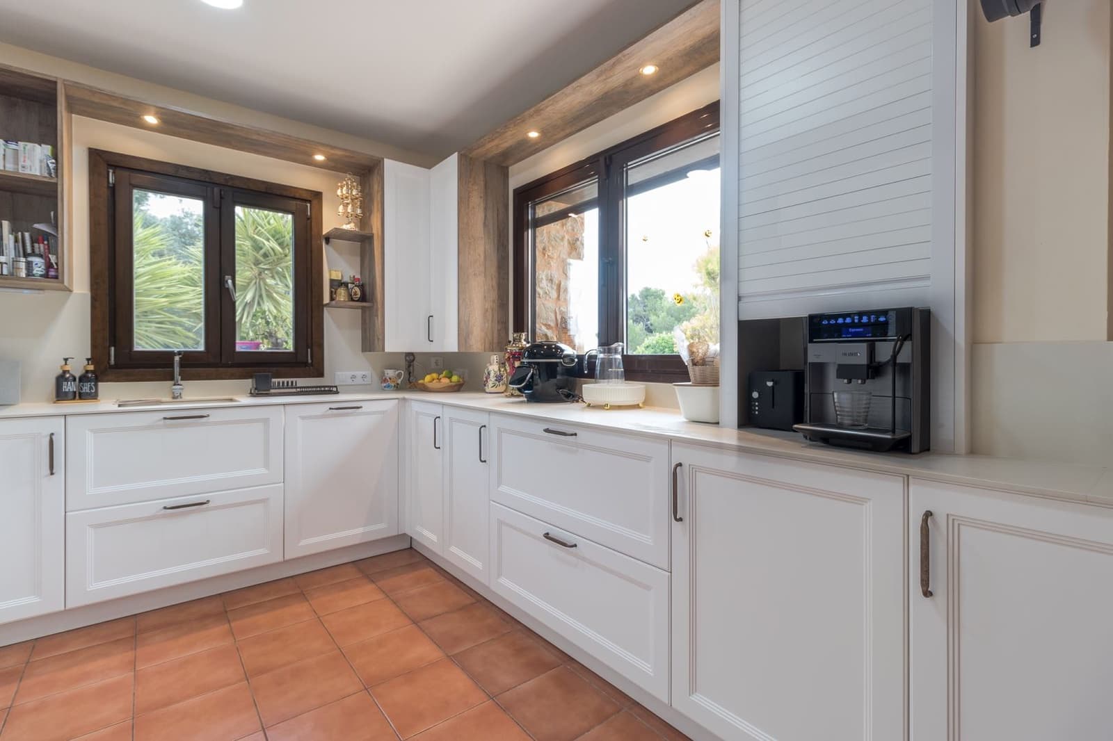 5 slaapkamer Villa te koop in Teulada met zwembad - € 1.395.000 (Ref: 7876675)