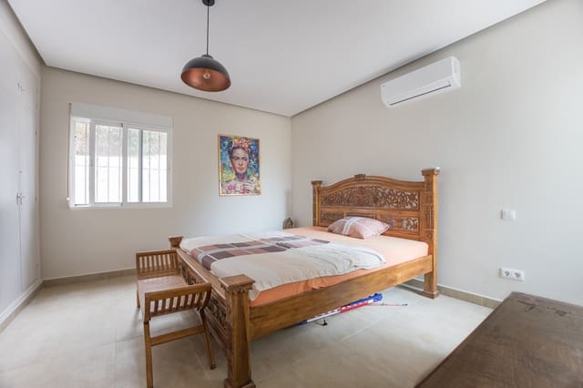 3 slaapkamer Villa te koop in Moraira, Teulada-Moraira met zwembad - € 640.000 (Ref: 8225893)