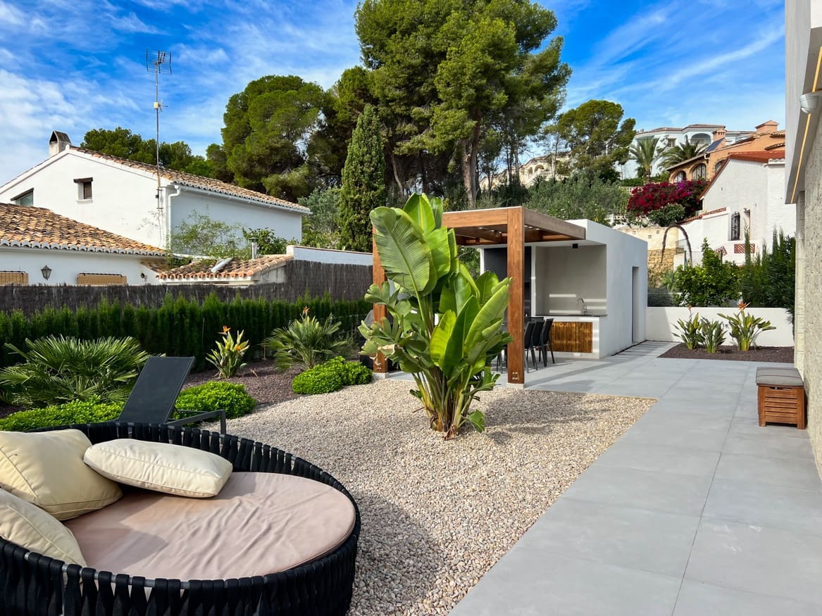 4 slaapkamer Villa te koop in Benissa met zwembad - € 1.250.000 (Ref: 8317123)