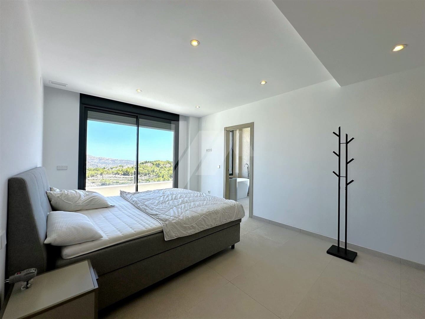 4 Zimmer Villa zu verkaufen in Moraira mit Pool - 1.590.000 € (Ref: 8473174)