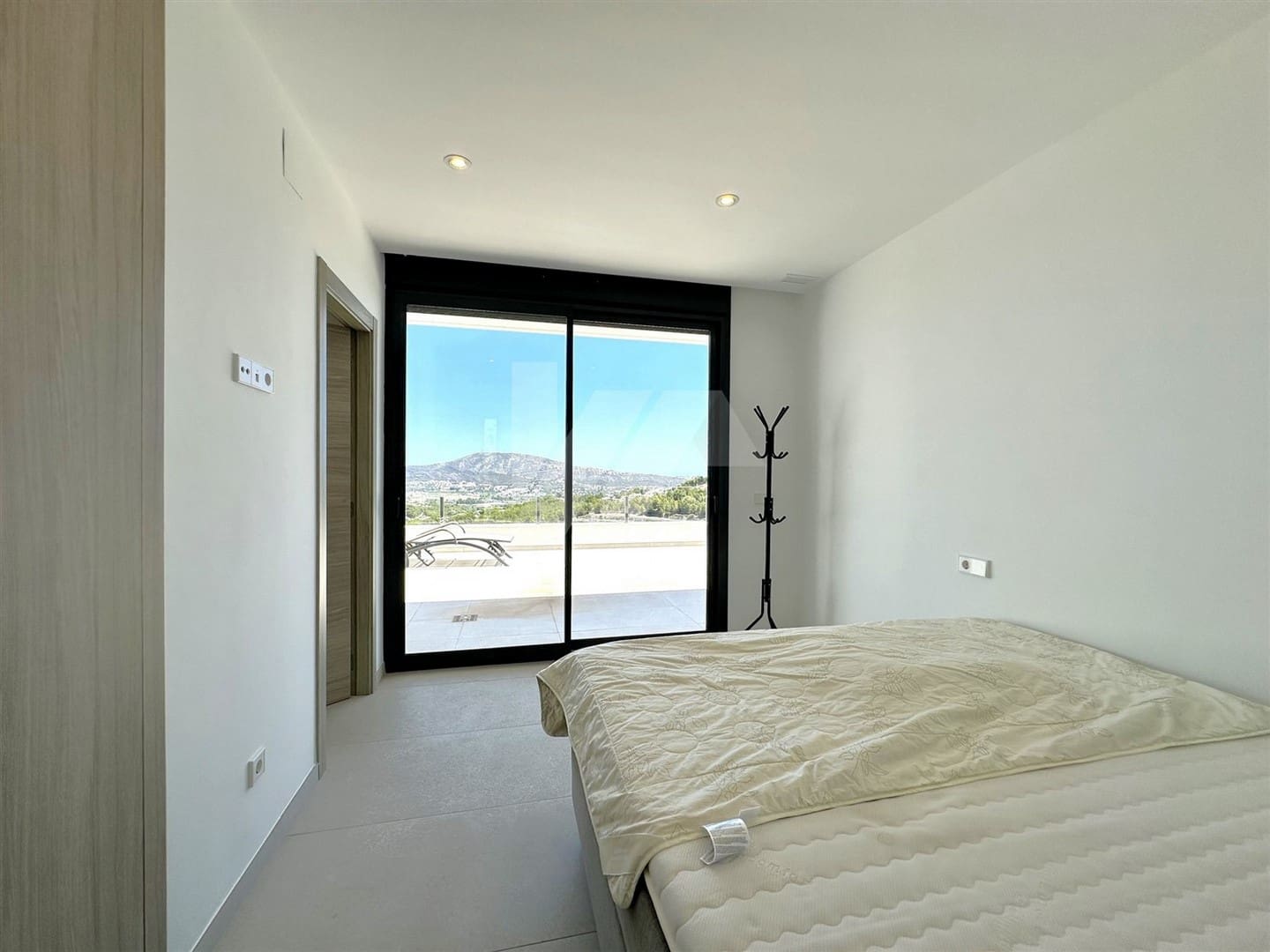 4 Zimmer Villa zu verkaufen in Moraira mit Pool - 1.590.000 € (Ref: 8473174)