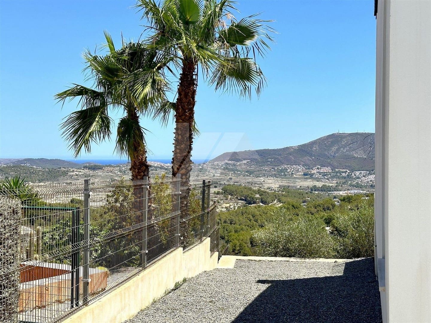 4 Zimmer Villa zu verkaufen in Moraira mit Pool - 1.590.000 € (Ref: 8473174)