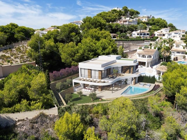 4 soverom Villa til salgs i Moraira, Teulada-Moraira med svømmebasseng - € 1 890 000 (Ref: 8664152)