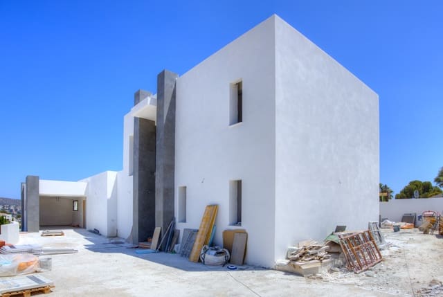 4 slaapkamer Villa te koop in Moraira, Teulada-Moraira met zwembad - € 1.750.000 (Ref: 8678671)