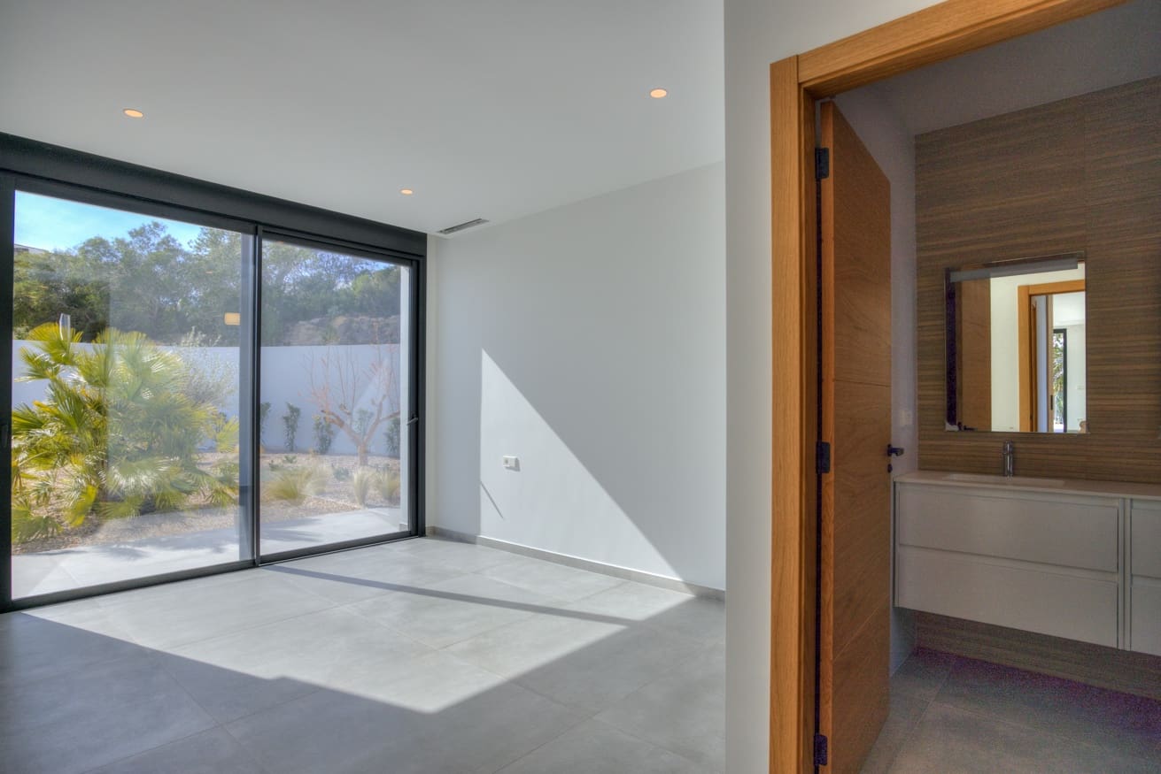 4 slaapkamer Villa te koop in Moraira met zwembad - € 1.850.000 (Ref: 8678671)