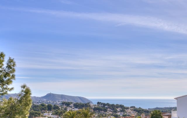 4 bedroom Villa for sale in Moraira, Teulada-Moraira with pool - € 1,850,000 (Ref: 8678671)