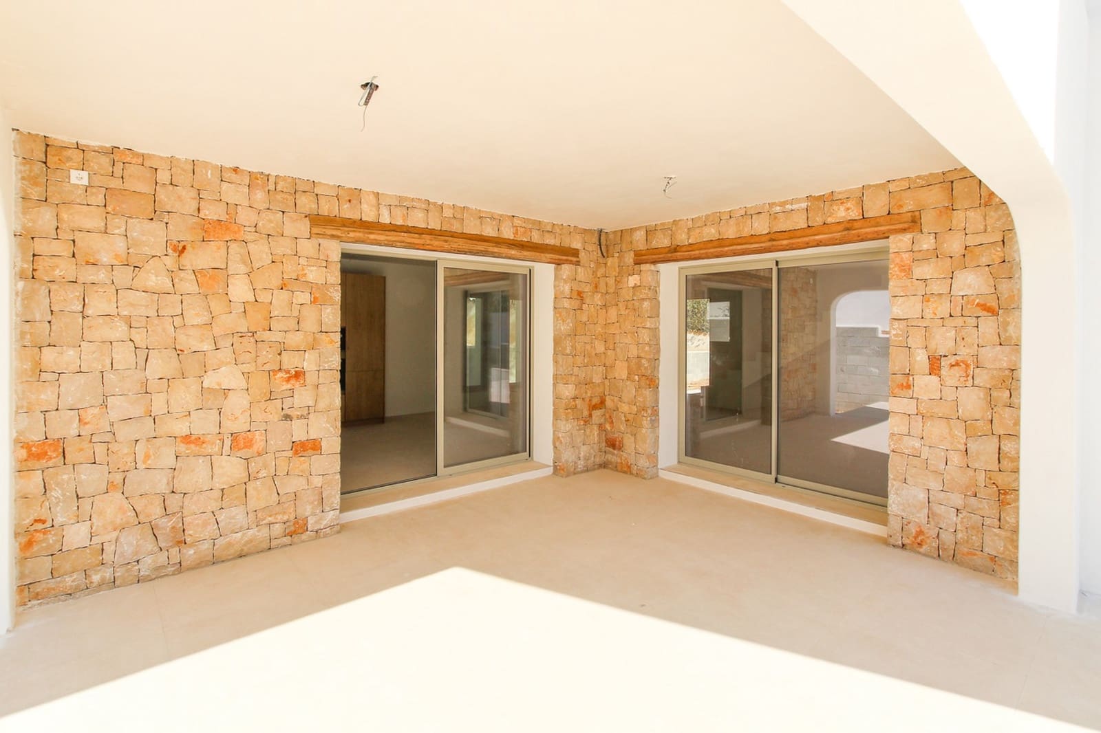 3 soveværelse Villa til salg i Moraira med swimmingpool - € 1.250.000 (Ref: 8678953)